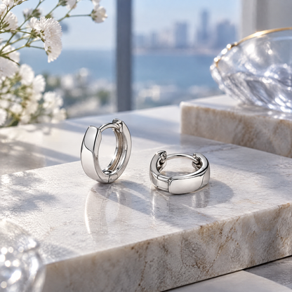 Sgzdhkl™ Forma Mini Huggie Earrings — Small 925 Sterling Silver Everyday Hoop Earrings