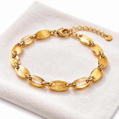 Sgzdhkl™ Aureline Vintage Gold Bracelet — Textured Link 18K Gold-Plated Sterling Silver Bracelet